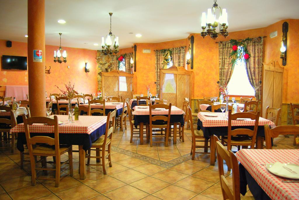 Hostal Mesón Arboleas Exterior foto